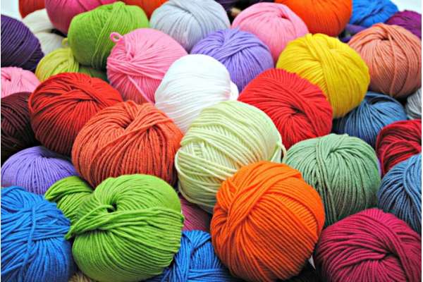 Giáo án Vẽ những cuộn len màu - Chủ đề Trường mầm non